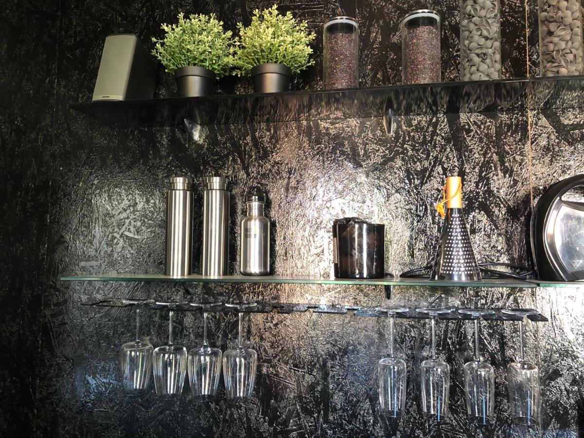 Lippi 42 Exclusive Luxury Apartment Milano Exteriör bild